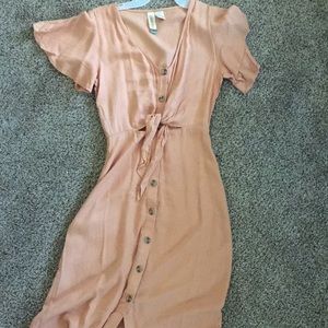 Light pink maxi style dress